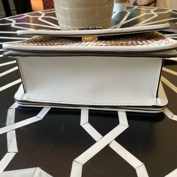 Tory Burch Britten Multicolor Cream & Pink Woven Small Adjustable Shoulder Bag - Picture 9 of 15